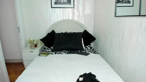 Miss Deea online show from 04/24/26, 10:39