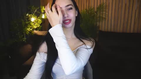 Alena online show from 10/28/25, 06:50