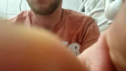 Snapshot of wildmike93 chatting on 12/21/25, 05:20 wildmike93 online show from 12/21/25, 05:20