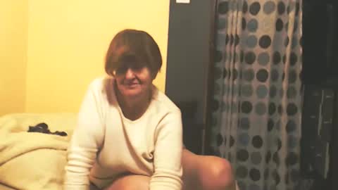 WildRedCat online show from 10/28/25, 10:23