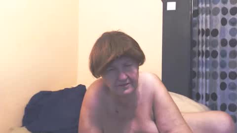 WildRedCat online show from 12/22/25, 11:40