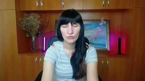 Rosalinda online show from 05/19/26, 12:11