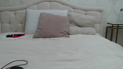 Rose online show from 07/06/26, 05:37
