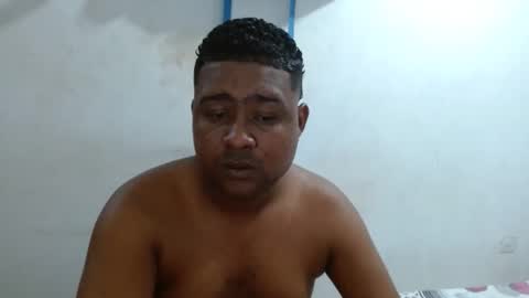 Snapshot of wilintom483797 chatting on 01/09/25, 10:52 wilintom y sharon online show from 01/09/25, 10:52