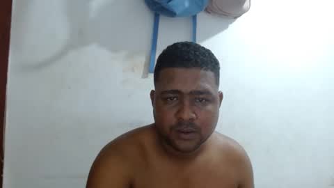 Snapshot of wilintom483797 chatting on 01/12/25, 10:54 wilintom y sharon online show from 01/12/25, 10:54