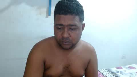 Snapshot of wilintom483797 chatting on 01/17/25, 11:49 wilintom y sharon online show from 01/17/25, 11:49