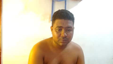 Snapshot of wilintom483797 chatting on 01/21/25, 01:39 wilintom y sharon online show from 01/21/25, 01:39