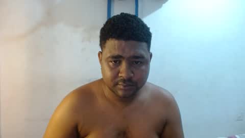 Snapshot of wilintom483797 chatting on 01/22/25, 02:15 wilintom y sharon online show from 01/22/25, 02:15