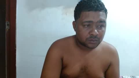 Snapshot of wilintom483797 chatting on 02/21/25, 11:11 wilintom y sharon online show from 02/21/25, 11:11