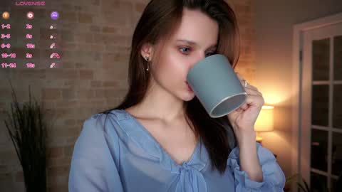 Eva online show from 02/08/25, 01:11