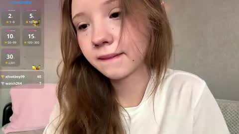 Snapshot of willenasow chatting on 06/27/26, 05:18 Olivia online show from 06/27/26, 05:18