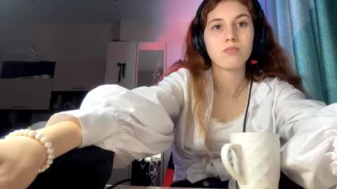 Alice online show from 03/01/26, 02:30