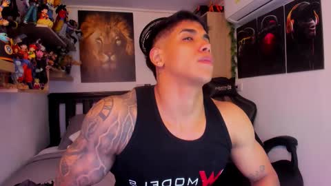 Snapshot of william_dracko9 chatting on 12/15/25, 03:44 Dracko online show from 12/15/25, 03:44