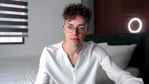 William online show from 01/25/25, 09:57