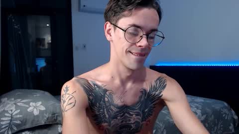 William online show from 10/09/25, 10:24