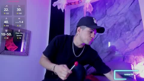 Snapshot of william_steel_ chatting on 10/04/25, 11:30 William Steel online show from 10/04/25, 11:30