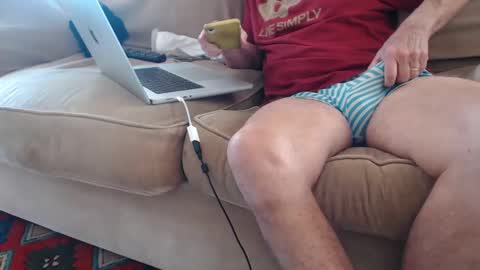 Snapshot of williamandmary chatting on 10/05/25, 02:15 williamandmary online show from 10/05/25, 02:15