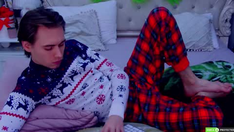 William online show from 12/20/25, 03:24