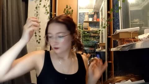 Snapshot of willodeanheitner chatting on 02/15/26, 08:05 Phoebe online show from 02/15/26, 08:05