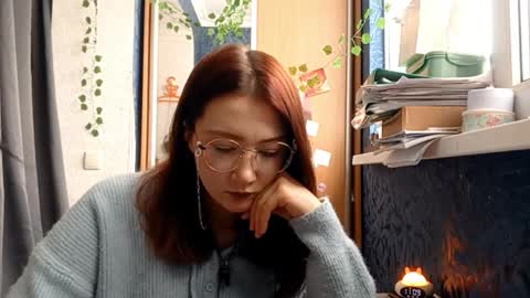 Snapshot of willodeanheitner chatting on 03/04/26, 08:09 Phoebe online show from 03/04/26, 08:09