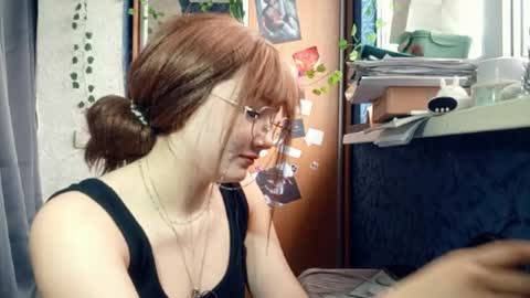 Phoebe online show from 03/05/26, 11:28