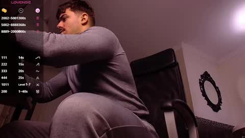 WilsonJules online show from 12/01/25, 05:34