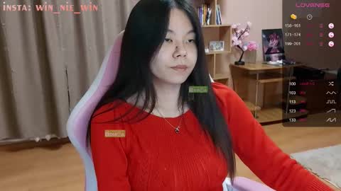 Winnie online show from 09/29/25, 03:33