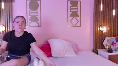 Snapshot of winchester_hanna chatting on 02/10/26, 04:27 Winchester Hanna online show from 02/10/26, 04:27