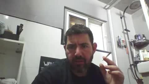 Snapshot of windowpane5 chatting on 02/09/25, 10:09 windowpane online show from 02/09/25, 10:09