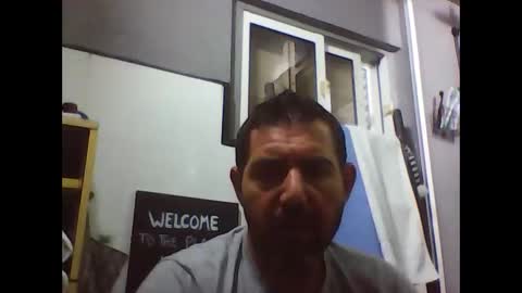 Snapshot of windowpane5 chatting on 12/02/25, 07:42 windowpane online show from 12/02/25, 07:42