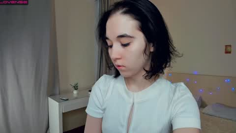 Amalia and Mia online show from 01/12/25, 07:11