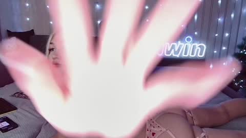 Snapshot of wineandboobs chatting on 12/26/24, 03:53 wineandboobs online show from 12/26/24, 03:53