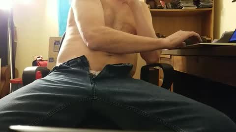 Snapshot of winertzo29 chatting on 11/03/25, 10:32 Winertzo29 online show from 11/03/25, 10:32