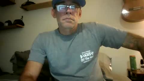 wingnutt765733 online show from 10/25/25, 05:26