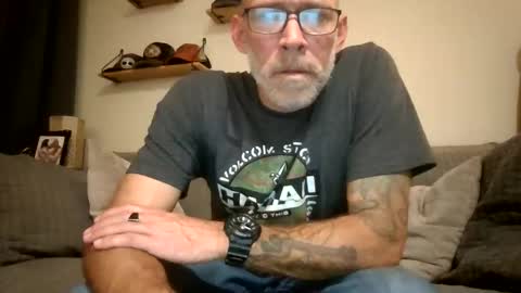 wingnutt765733 online show from 02/10/26, 02:48