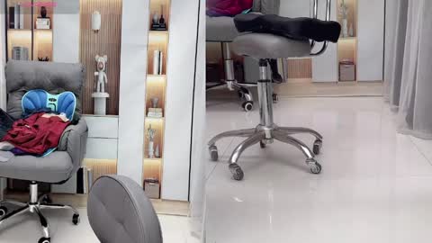 CN WEIWEI online show from 04/16/26, 12:11