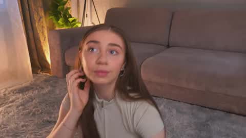 Lillian online show from 04/09/26, 03:17