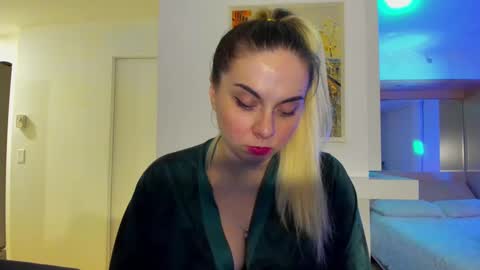 Winter Miracle online show from 01/20/25, 01:28