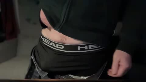 Snapshot of wintyr chatting on 01/17/25, 10:55 wintyr online show from 01/17/25, 10:55