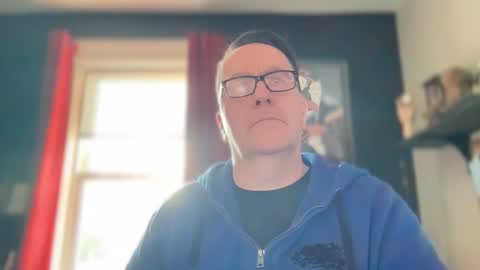 Snapshot of wintyr chatting on 03/11/25, 09:48 wintyr online show from 03/11/25, 09:48