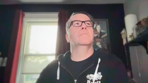 Snapshot of wintyr chatting on 11/03/25, 09:16 wintyr online show from 11/03/25, 09:16