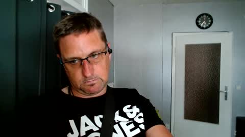 Dirty online show from 06/01/26, 03:36