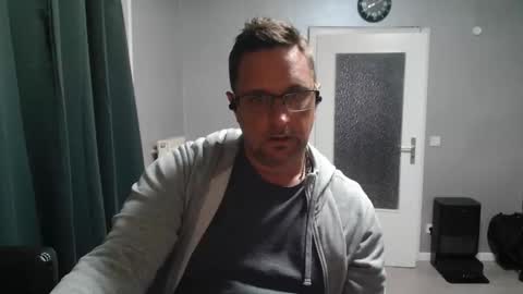 Dirty online show from 06/02/26, 06:10