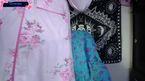 ig WitchDivinne online show from 03/04/26, 08:04