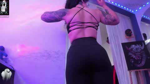     Luna Violeta  A r t i s t  online show from 02/23/25, 10:53