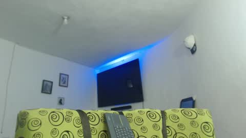 Snapshot of with_ken chatting on 02/04/25, 09:10 Ken online show from 02/04/25, 09:10