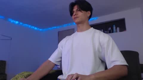 Snapshot of with_ken chatting on 02/16/25, 09:38 Ken online show from 02/16/25, 09:38