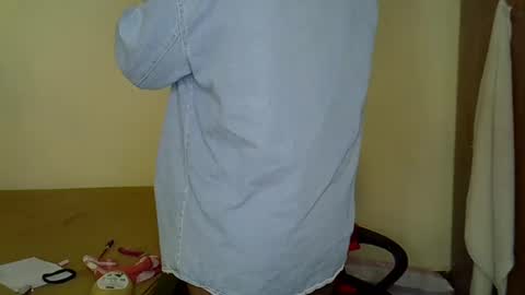 girlie o online show from 01/09/25, 02:40