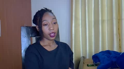 girlie o online show from 02/06/25, 07:07