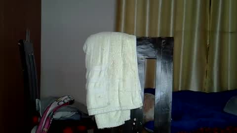 girlie o online show from 02/09/25, 09:28